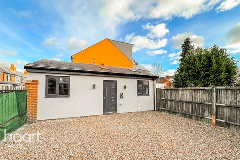 undefined, Valentia Road, Reading