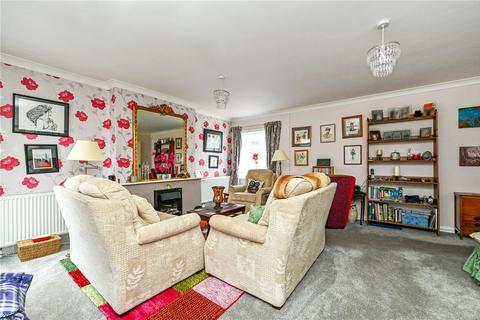 26 Greenfields, Liss, GU33 7EH