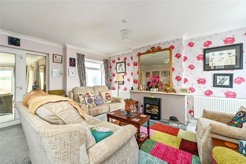 26 Greenfields, Liss, GU33 7EH