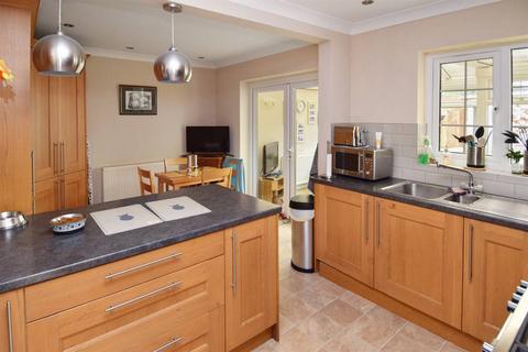 3 bedroom semi-detached house for sale, Wynn Road, Tankerton, Whitstable