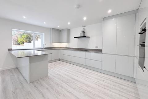 undefined, Broadstone BH18