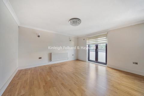 2 bedroom flat for sale, Old Farm Avenue, Southgate