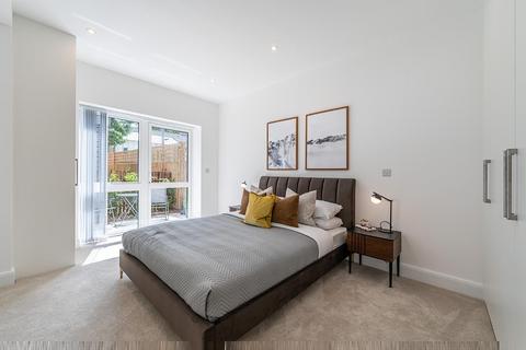 2 bedroom flat for sale, Kilburn Lane, Queens Park