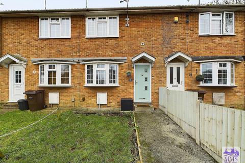 2 bedroom terraced house for sale, Cressey Court, Chatham