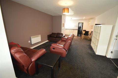 3 bedroom maisonette to rent, Life Building, Hulme M15