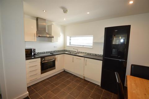 3 bedroom maisonette to rent, Life Building, Hulme M15