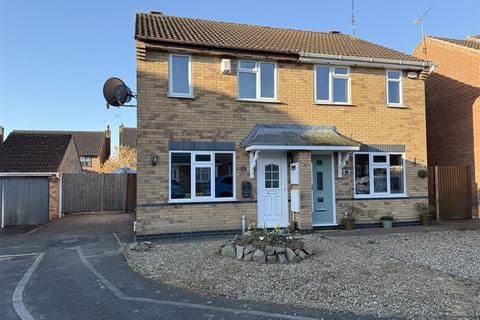 16 Cannam Close, Whetstone, Leicester, LE8 6ZP