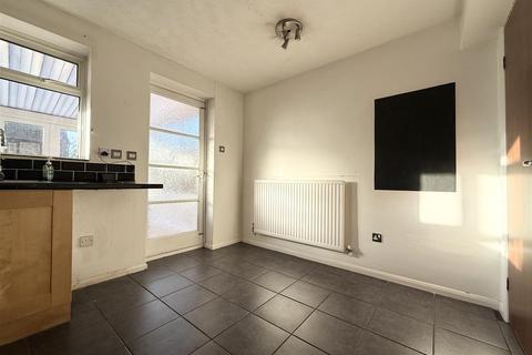 16 Cannam Close, Whetstone, Leicester, LE8 6ZP