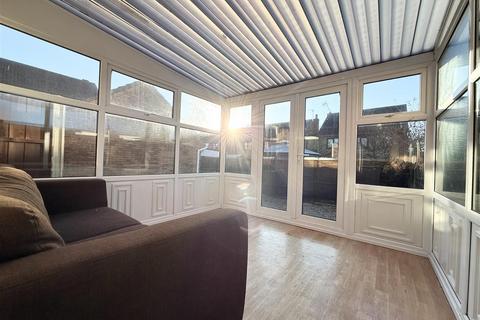 16 Cannam Close, Whetstone, Leicester, LE8 6ZP