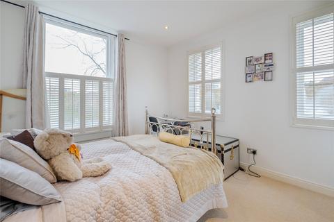 2 bedroom apartment for sale, Streatham High Road, London SW16