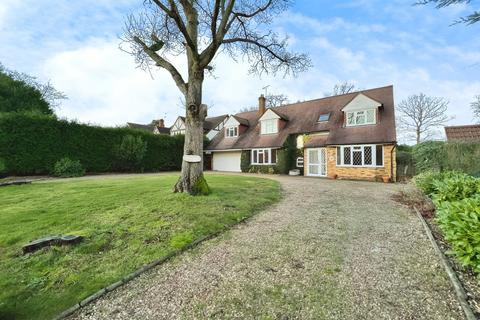 5 bedroom detached house to rent, Fulmer Drive, Gerrards Cross SL9