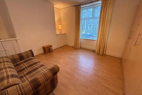 1 bedroom flat to rent, Menzies Road, Torry, Aberdeen, AB11