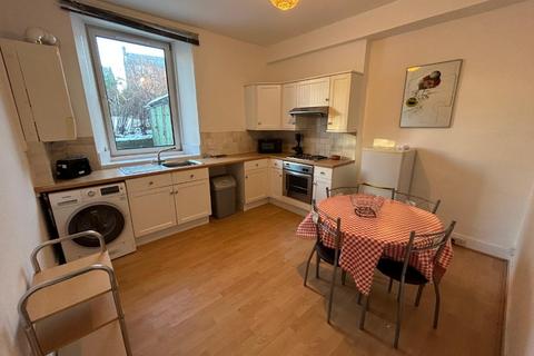 1 bedroom flat to rent, Menzies Road, Torry, Aberdeen, AB11