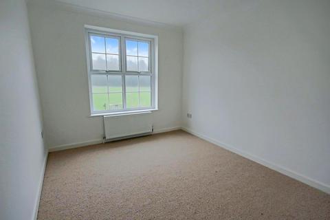 2 bedroom flat to rent, Regency Court, Withdean Rise, Brighton