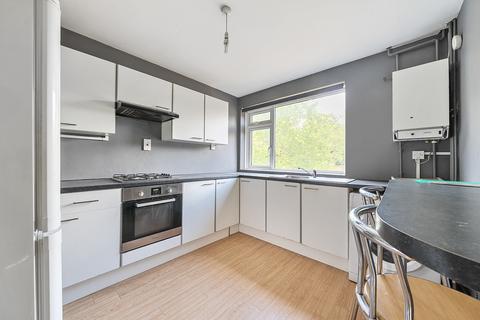Flat 4, Romney House Abbey Park, Beckenham, BR3 1QA
