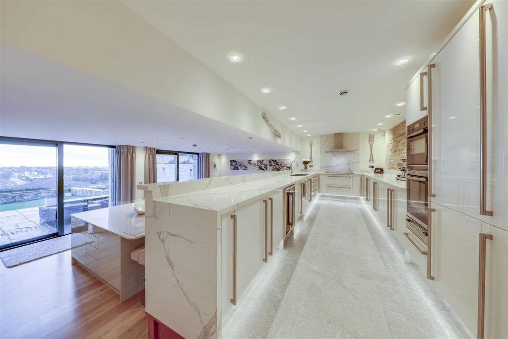 Gallery Kitchen