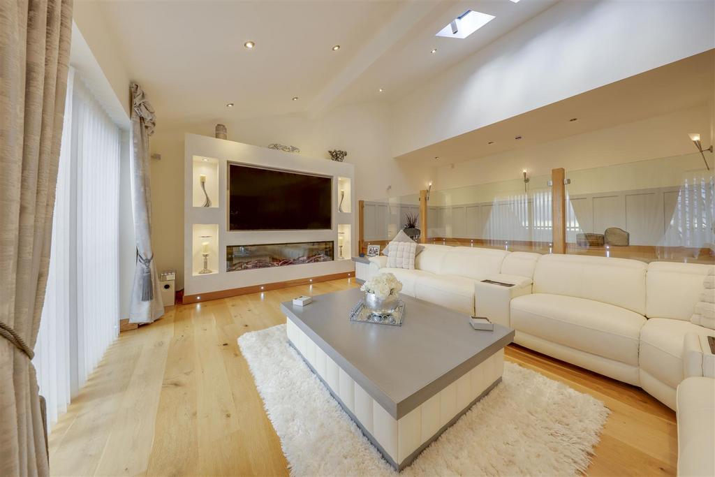 Lounge with Feature Wall