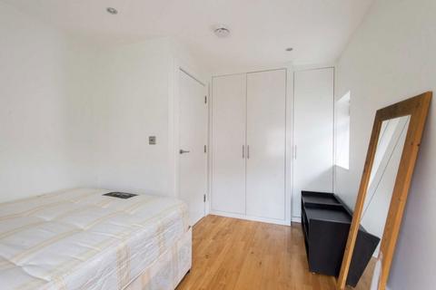 2 bedroom flat to rent, Adelaide Road, London NW3