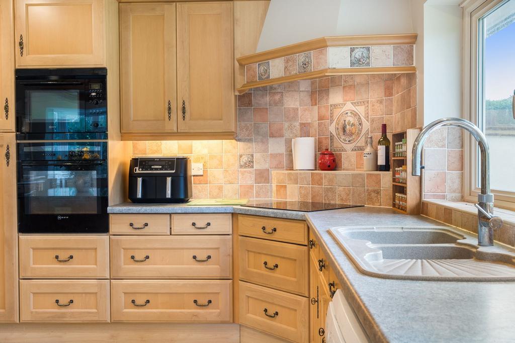 Kitchen, breakfast room and utility