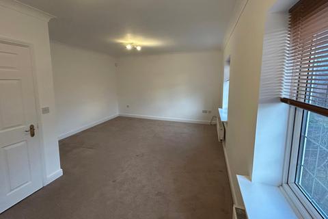 4 bedroom house to rent, Lynwood Close, Calderstones Park, Whalley - Lancashire, BB7