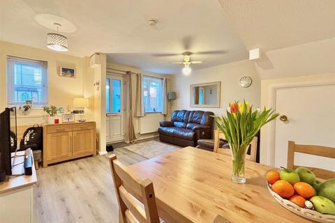 2 bedroom end of terrace house for sale, Cramptons Road, Sevenoaks