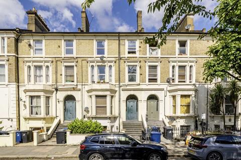 1 bedroom flat for sale, Horn Lane, London W3