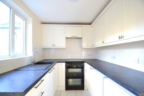 2 bedroom terraced house to rent, Top Street, Bolney RH17