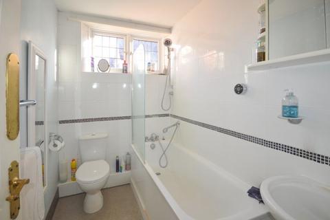 2 bedroom apartment to rent, Dane House, Bishop`s Stortford