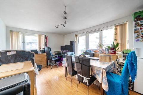 2 bedroom apartment for sale, Broadway, London