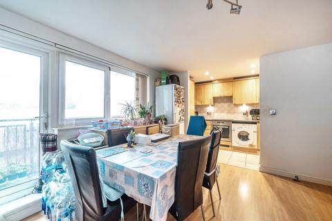 2 bedroom apartment for sale, Broadway, London