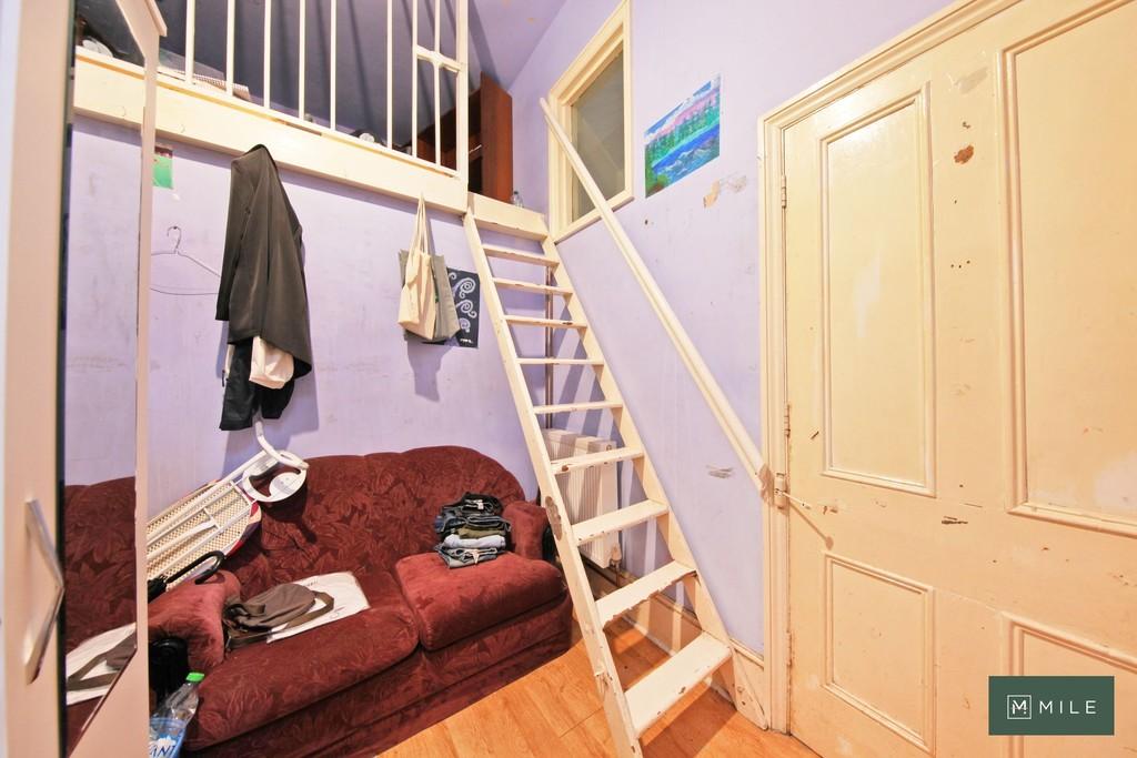 Ground Floor Flat, 371 Portobello Road   q Lj Unq U3 D