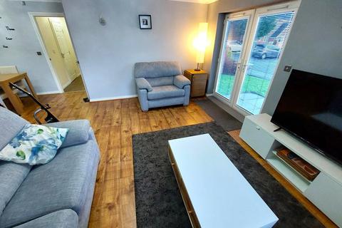 2 bedroom ground floor flat for sale, Skiddaw Close, Middleton, Manchester