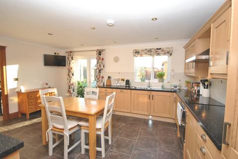 4 bedroom detached house to rent, Cricket Meadow, Prees, Whitchurch