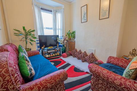 2 bedroom terraced house for sale, Grove Avenue, Birmingham B21