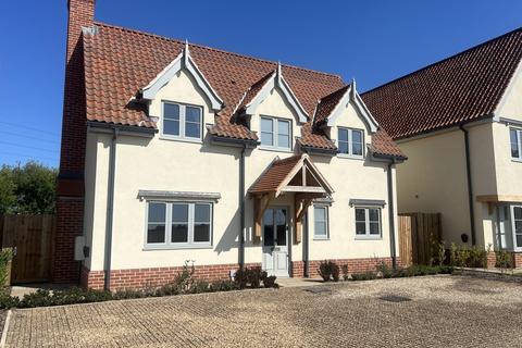 3 bedroom detached house for sale, Church Road, Stowmarket IP14