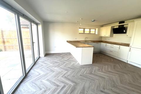 3 bedroom detached house for sale, Church Road, Stowmarket IP14