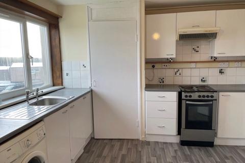 2 bedroom flat to rent, Mossgiel Road, Glasgow G67