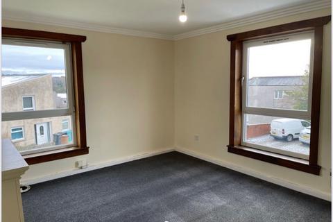 2 bedroom flat to rent, Mossgiel Road, Glasgow G67