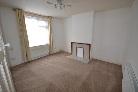 3 bedroom semi-detached house to rent, Grosvenor Crescent, Leicester LE2