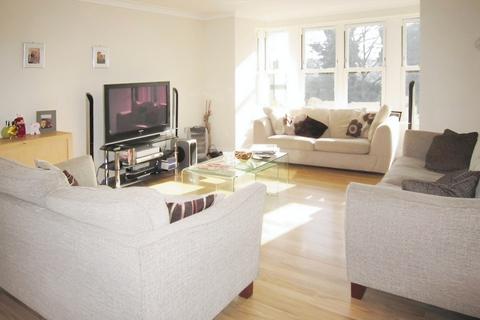 2 bedroom apartment for sale, Glenwood Villas, Horsforth LS18