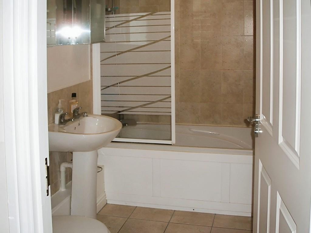 1f972f33 Bathroom