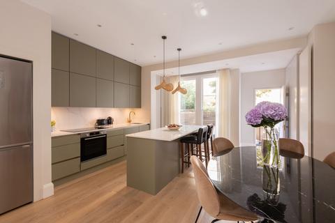 5 bedroom terraced house for sale, Lots Road, Chelsea