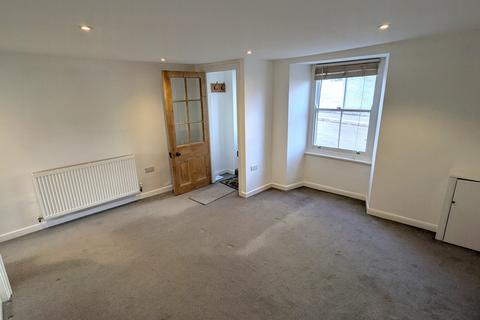 3 bedroom terraced house to rent, Truro