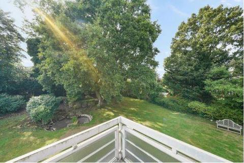 6 bedroom detached house for sale, Winnington Close Hampstead Garden Suburb N2