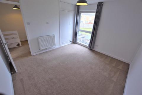 undefined, Earls Field, Brandon IP27