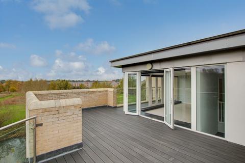 3 bedroom penthouse for sale, Skipper Way, St. Neots PE19