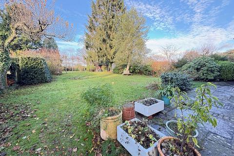 332 Cromwell Lane, Burton Green, Kenilworth, CV8 1PL