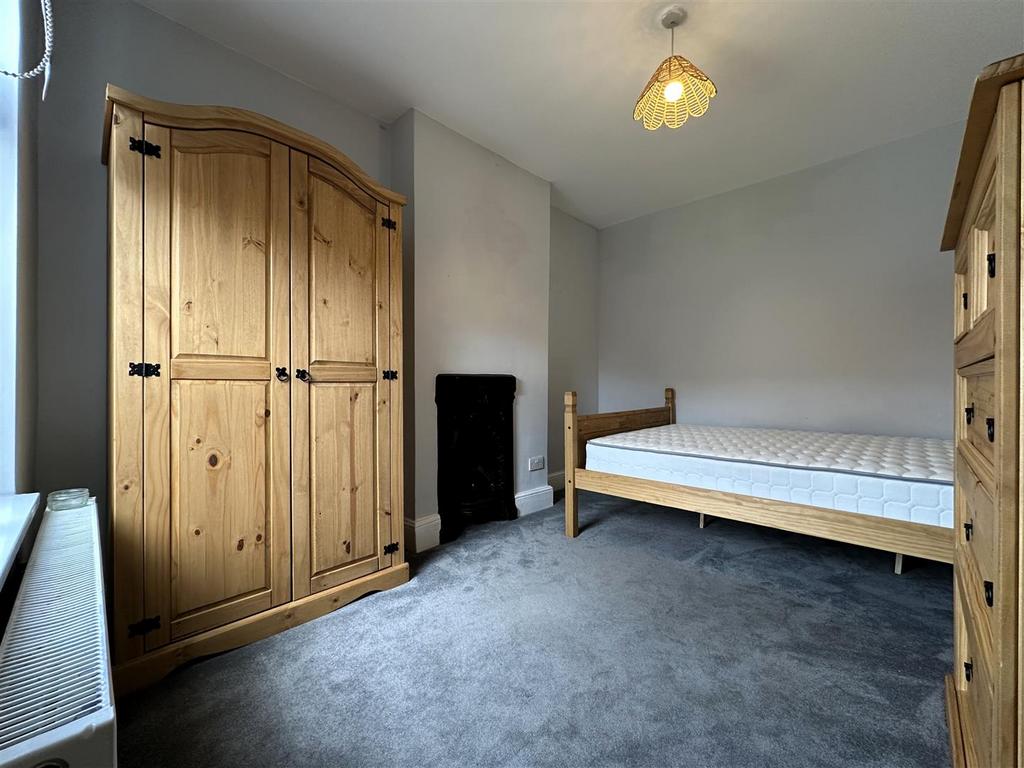 Bedroom 3.jpg