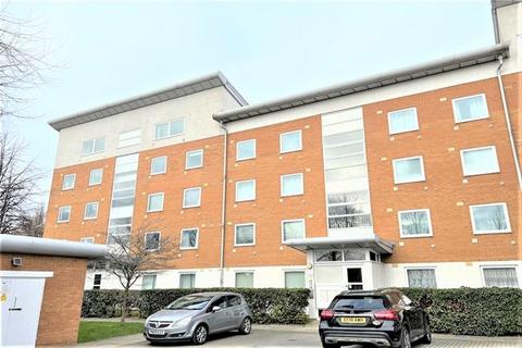 3 bedroom apartment to rent, Felixstowe Court, E16