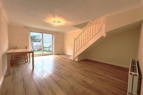 undefined, Henry Addlington Close, E6